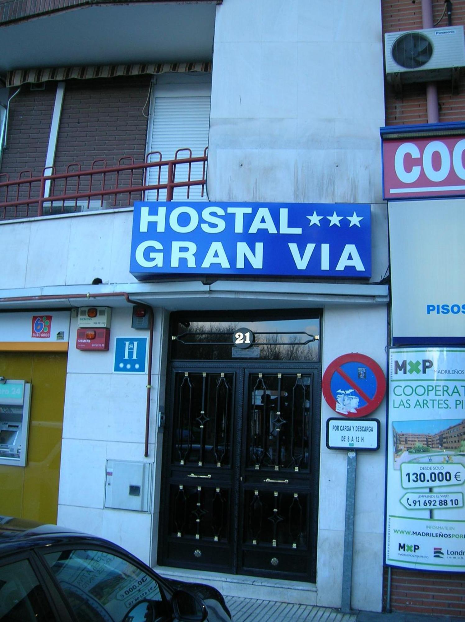 Hostal Gran Via Hotel Pinto Exterior photo